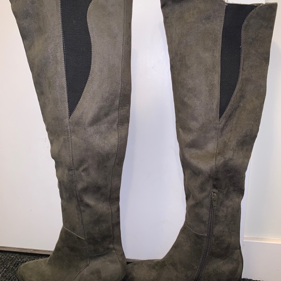 Olive green call it spring knee high suede boots - Picture 3 of 3